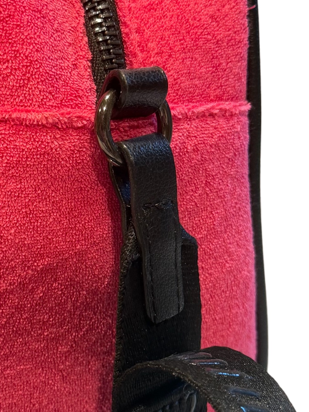 Juicy Couture NWT Rich Pink Crossbody Satchel Chic Black Trim (P241) - Picture 14 of 14